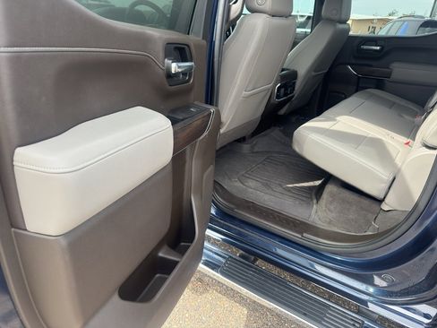 Used 2021 GMC Sierra 1500 SLT w/ SLT Convenience Package AWD/4WD image 13