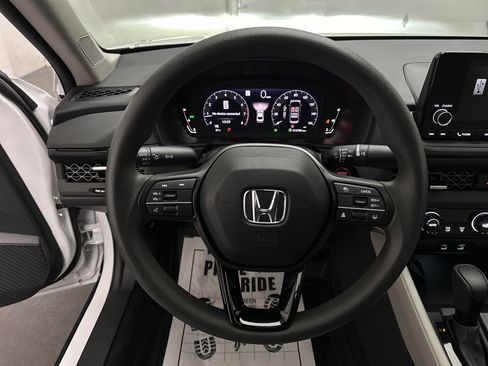 Used 2024 Honda Accord EX image 24