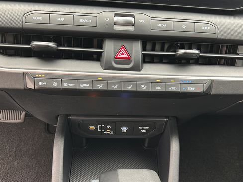 Used 2026 Kia K4 FWD image 18