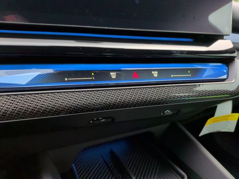 New 2026 BMW i5 M60 AWD/4WD image 19