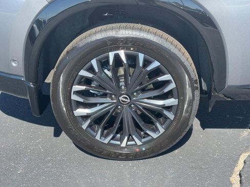 New 2026 Nissan Rogue Platinum w/ Platinum Premium Package image 4