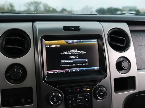 Used 2013 Ford F150 Raptor w/ Luxury Equipment Group image 36