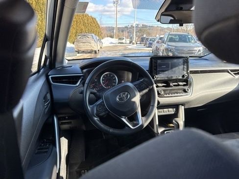 Used 2022 Toyota Corolla Cross LE image 18