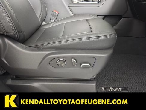 Used 2025 GMC Sierra 1500 Denali AWD/4WD image 33