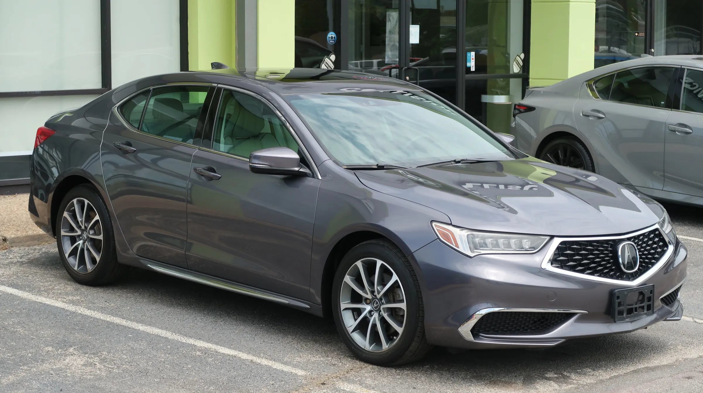Used 2018 Acura TLX w/ Technology Package FWD image 5
