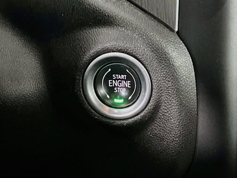 Used 2021 GMC Sierra 1500 Denali w/ Denali Ultimate Package AWD/4WD image 16