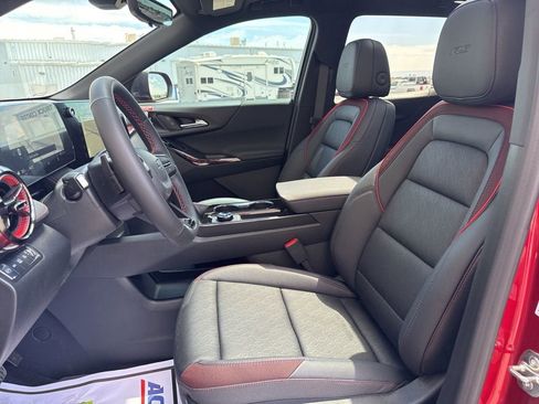 New 2026 Chevrolet Equinox RS w/ Convenience Package III AWD/4WD image 13