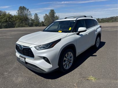 Used 2022 Toyota Highlander Limited