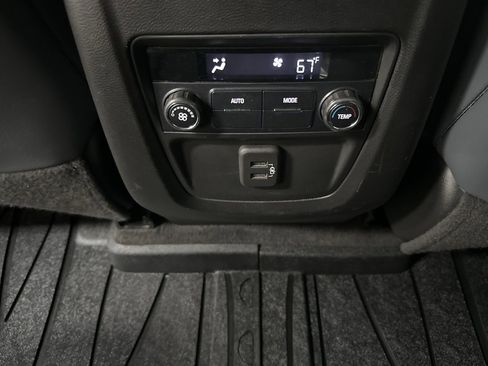 Used 2021 Buick Enclave Essence w/ LPO, Floor Liner Package image 38