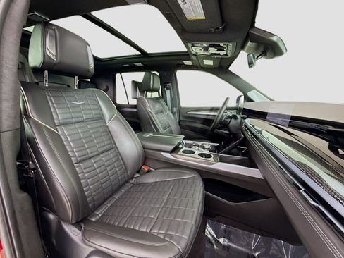 Used 2025 Cadillac Escalade V w/ LPO, Floor Liner Package AWD/4WD image 34