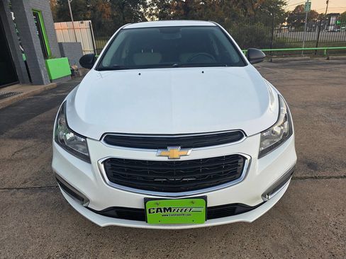 Used 2016 Chevrolet Cruze LS image 5