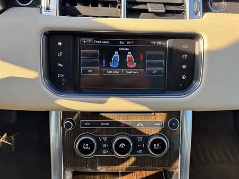 Used 2016 Land Rover Range Rover Sport HSE image 4