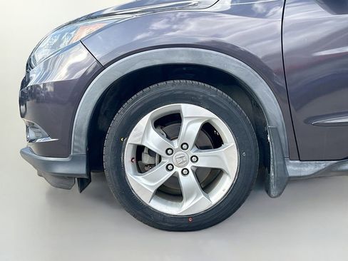 Used 2016 Honda HR-V LX image 27
