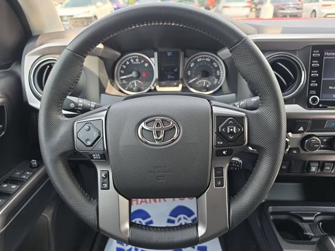 Used 2023 Toyota Tacoma SR5 w/ Technology Package AWD/4WD image 21