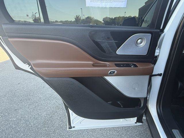 Used 2021 Lincoln Aviator Reserve w/ Equipment Group 210A AWD/4WD image 19