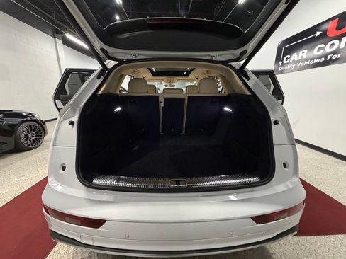 Used 2021 Audi Q5 Prestige w/ Prestige Package AWD/4WD image 57