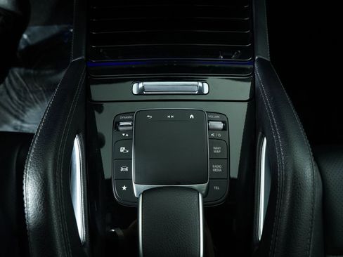 Used 2024 Mercedes-Benz GLE 350 4MATIC image 38