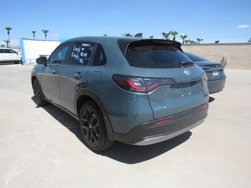 Used 2024 Honda HR-V Sport image 4