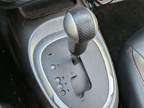 Used 2012 Nissan Juke SL image 22