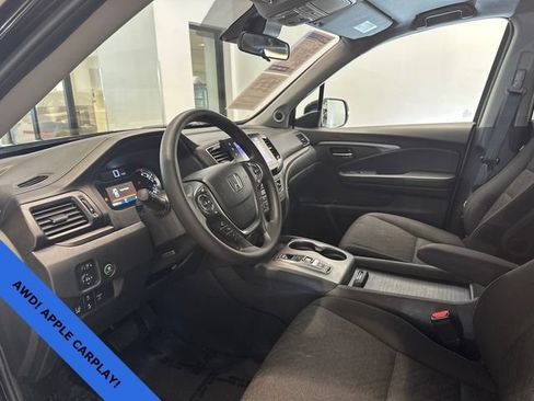 Used 2023 Honda Ridgeline Sport image 15