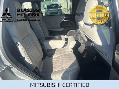 Used 2022 Mitsubishi Outlander SEL AWD/4WD image 38