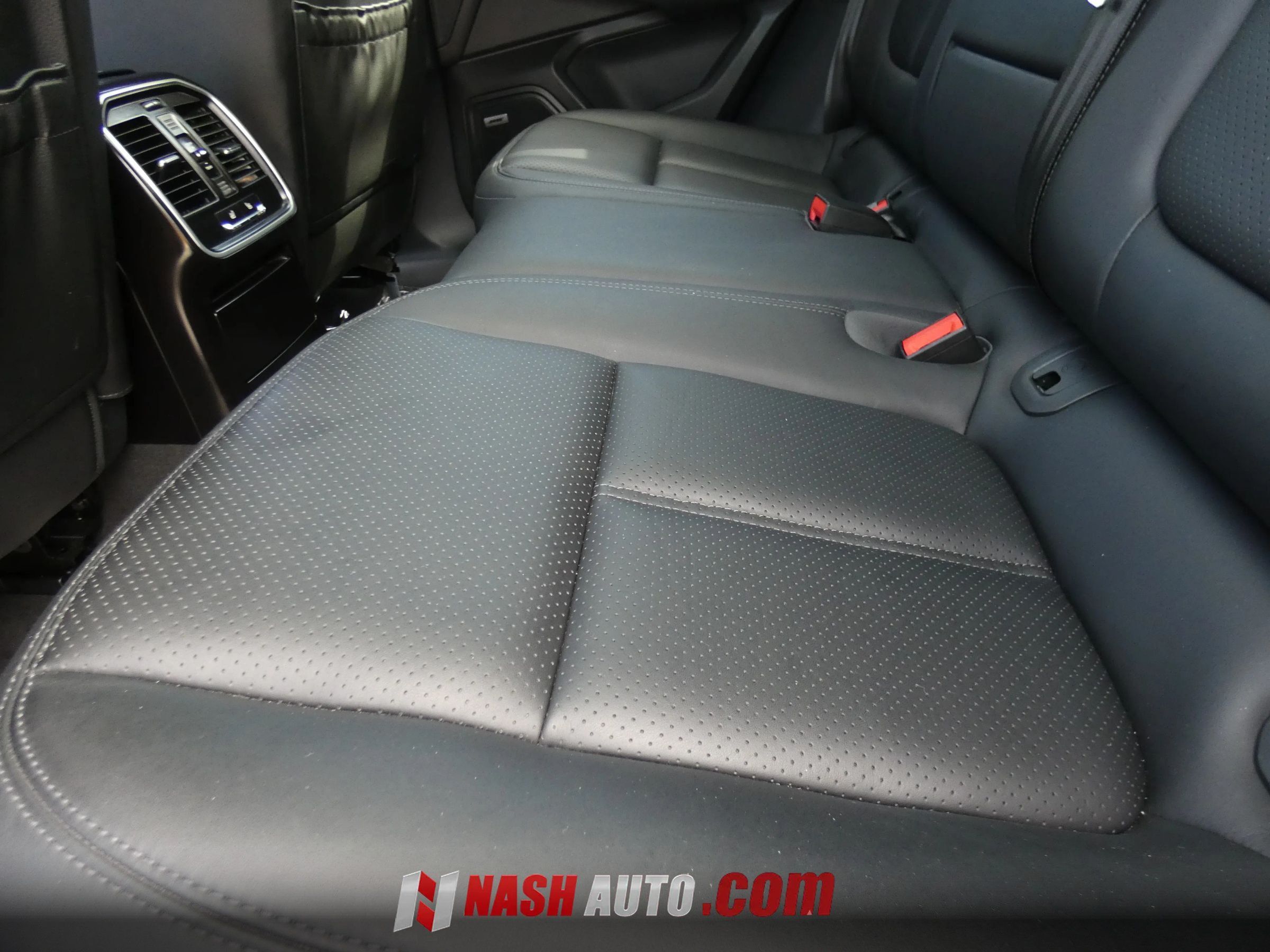 Used 2017 Porsche Macan S AWD/4WD image 39