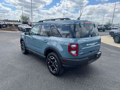 Used 2023 Ford Bronco Sport Outer Banks w/ Tech Package AWD/4WD image 3