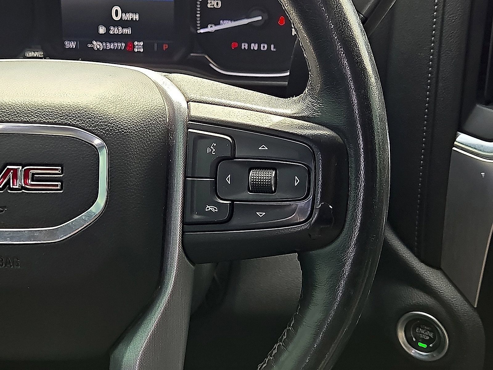 Used 2021 GMC Sierra 1500 SLT AWD/4WD image 21