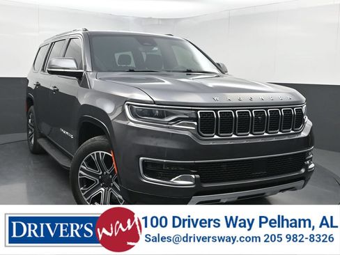 Used 2022 Jeep Wagoneer Series III w/ Convenience Group I AWD/4WD image 1