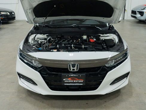 Used 2018 Honda Accord Sport image 40