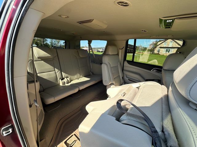 Used 2019 GMC Yukon XL Denali w/ Denali Ultimate Package AWD/4WD image 30