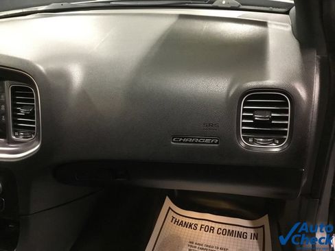 Used 2015 Dodge Charger SE w/ Power Sunroof Group AWD/4WD image 35