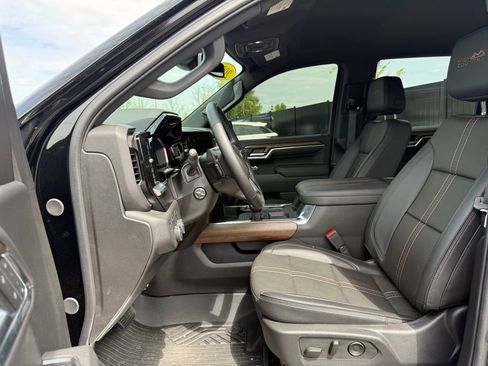 Used 2025 Chevrolet Silverado 1500 High Country w/ Z71 Off-Road Package image 26