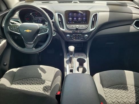 Certified 2024 Chevrolet Equinox LT FWD image 10