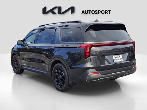 Certified 2026 Kia Carnival SX w/ SX Dark Edition Package image 12