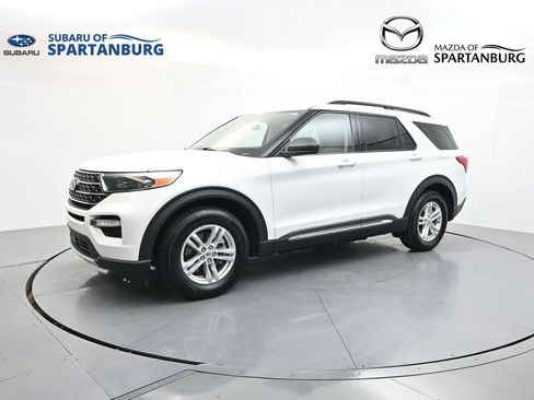 Used 2023 Ford Explorer XLT w/ Equipment Group 202A RWD image 1