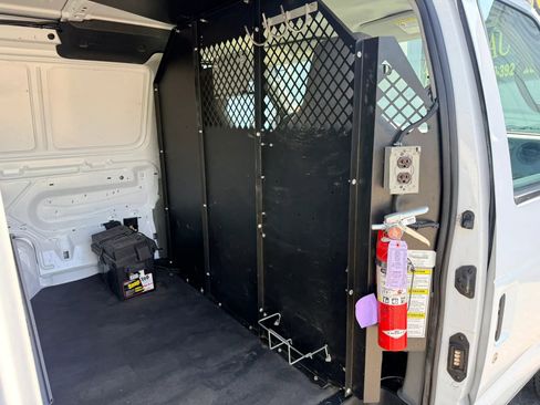 Used 2013 Ford E-150 and Econoline 150 image 17