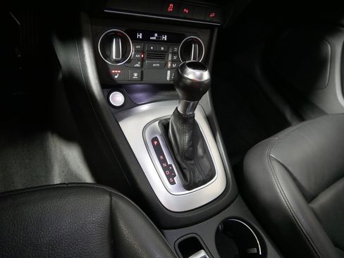 Used 2018 Audi Q3 2.0T Premium AWD/4WD image 24