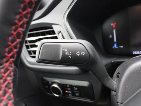 Used 2025 Ford Escape ST-Line w/ Tech Pack #1 AWD/4WD image 11