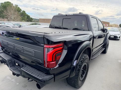 Used 2025 Ford F150 Raptor image 4