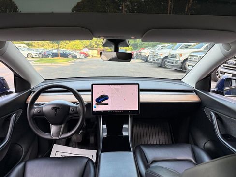 Used 2021 Tesla Model Y Long Range AWD/4WD image 37