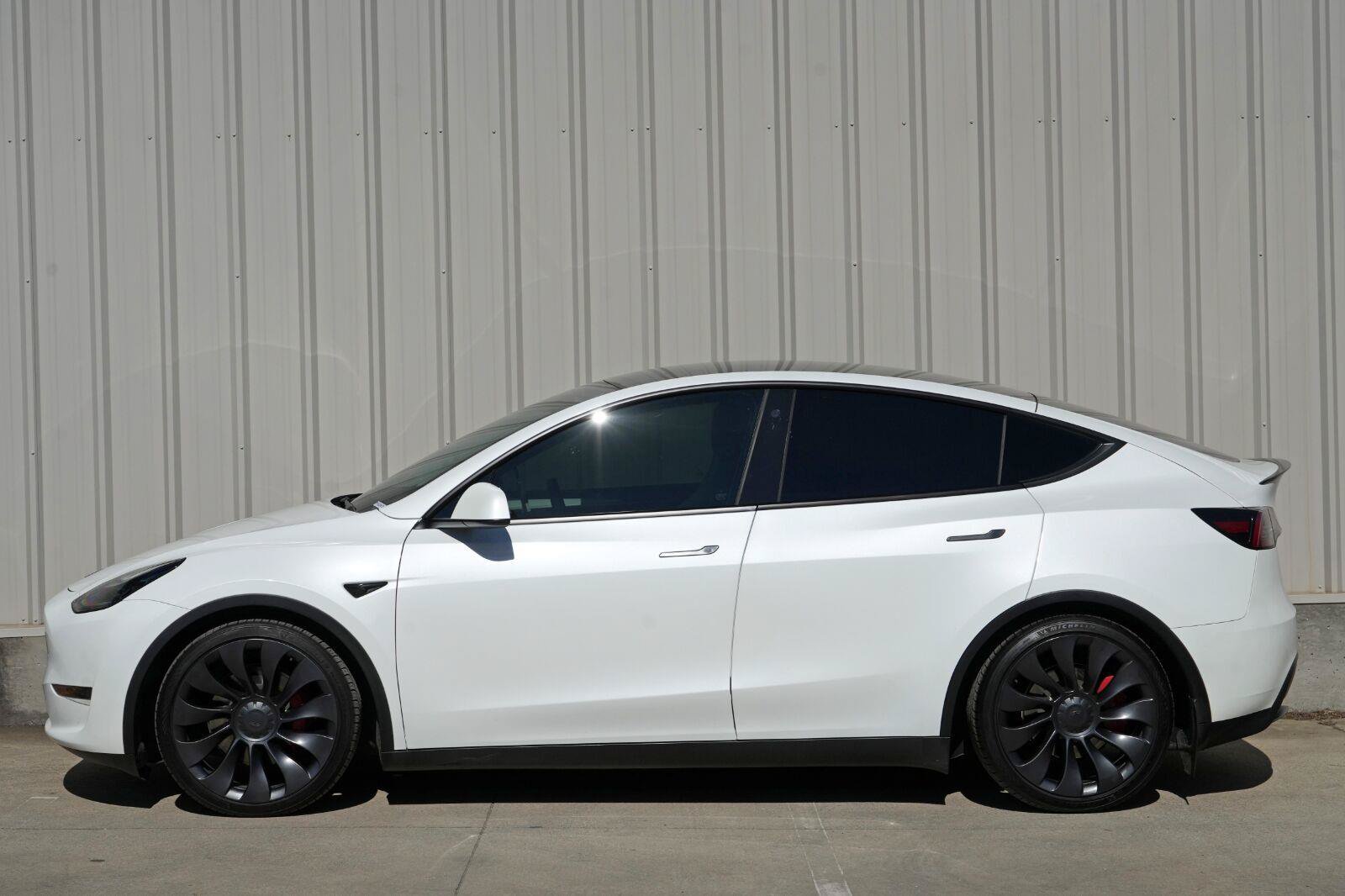 Used 2023 Tesla Model Y Performance AWD/4WD image 49