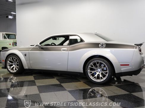 Used 2023 Dodge Challenger SRT Hellcat RWD image 9