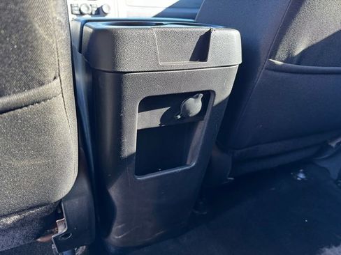 Used 2011 Ford Escape XLT image 5