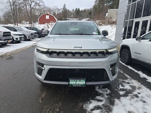 New 2026 Jeep Grand Wagoneer Limited w/ Premium Group II image 2