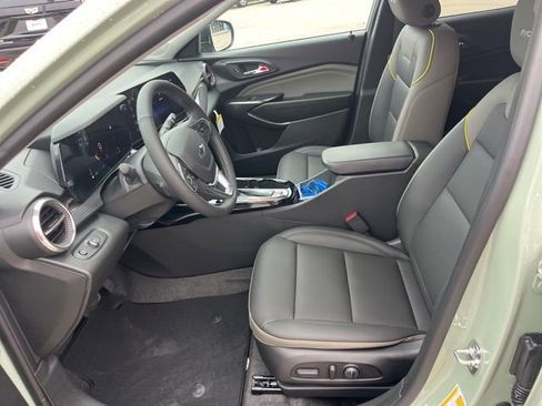 New 2026 Chevrolet Trax ACTIV w/ Driver Confidence Package FWD image 16