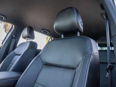 Used 2021 Volkswagen Atlas Cross Sport SE FWD image 25