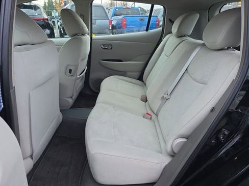 Used 2013 Nissan Leaf SV image 14