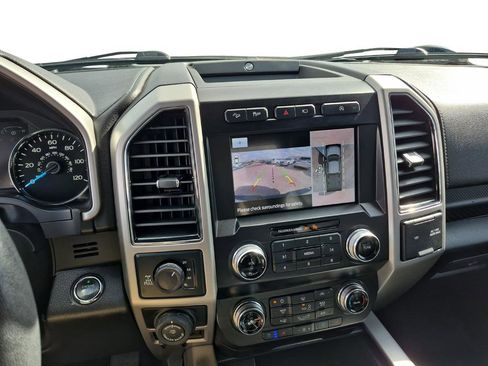 Used 2020 Ford F150 Lariat w/ Equipment Group 502A Luxury AWD/4WD image 23