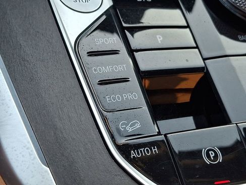 Certified 2024 BMW X5 xDrive40i w/ Premium Package image 21